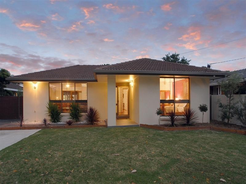 15 Forest Drive, Somerville VIC 3912