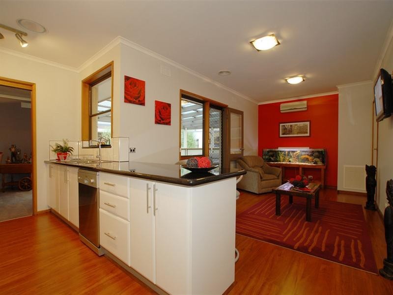 15 Forest Drive, Somerville VIC 3912