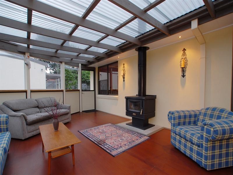 15 Forest Drive, Somerville VIC 3912