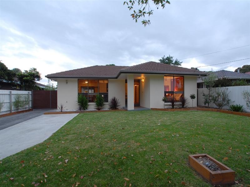 15 Forest Drive, Somerville VIC 3912