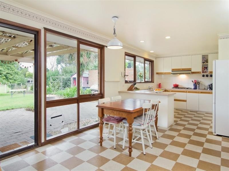 145 Eramosa Road East, Somerville VIC 3912