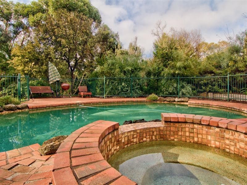 29 Vista Court, Somerville VIC 3912