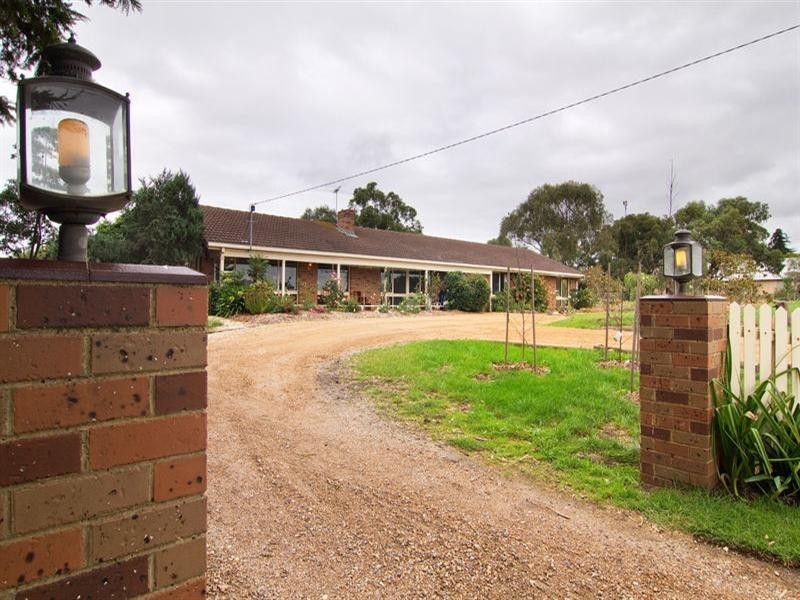 145 Eramosa Road East, Somerville VIC 3912