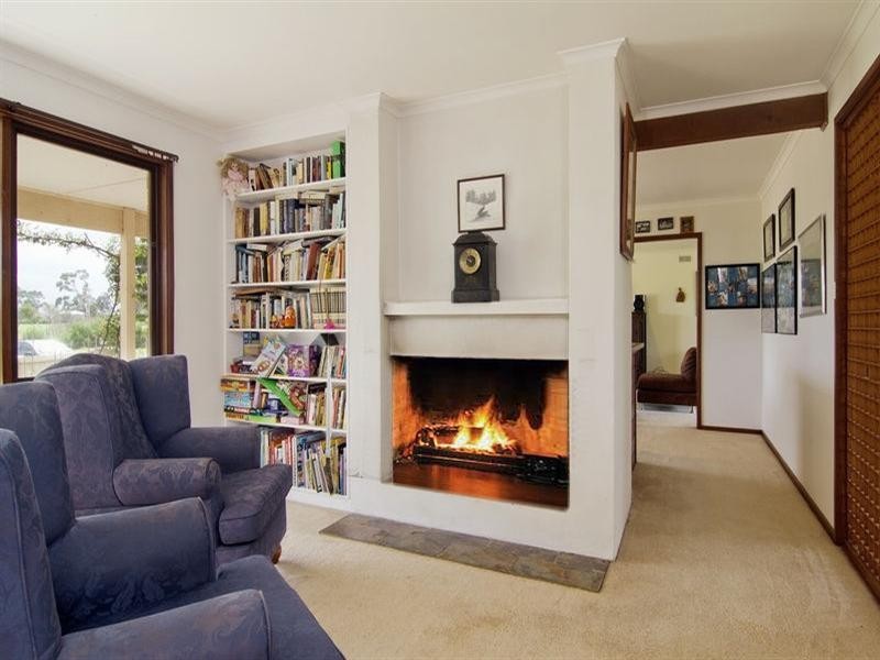 145 Eramosa Road East, Somerville VIC 3912