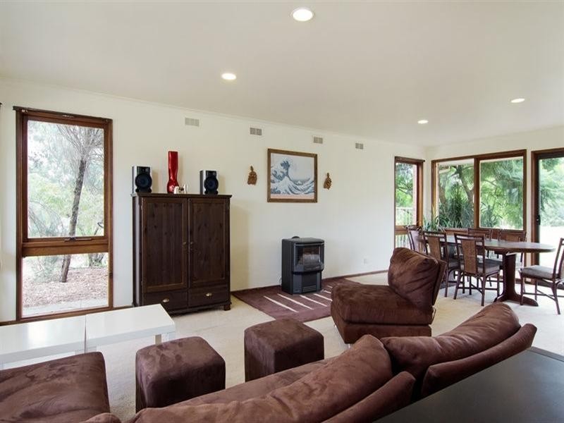 145 Eramosa Road East, Somerville VIC 3912