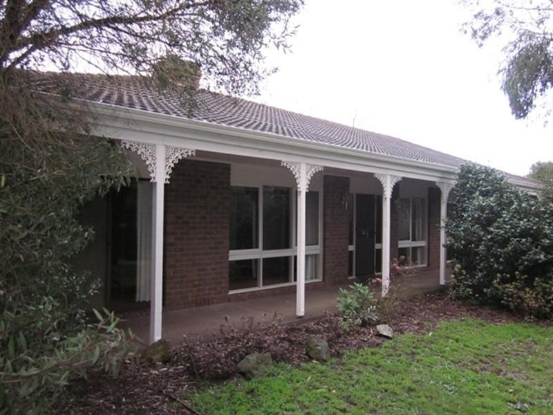 6 Vista Court, Somerville VIC 3912