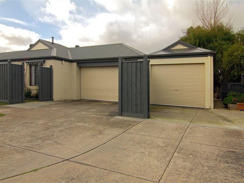 19 One Chain Road, Somerville VIC 3912