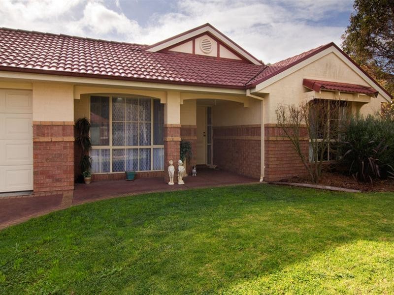 2 Black Wattle Place, Somerville VIC 3912