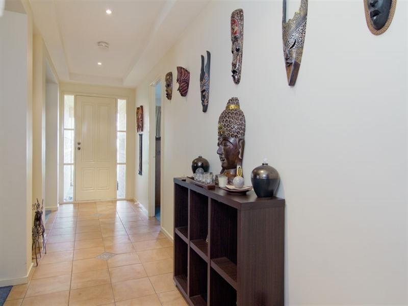 2 Black Wattle Place, Somerville VIC 3912