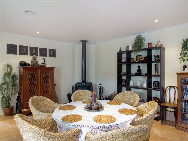 2 Black Wattle Place, Somerville VIC 3912