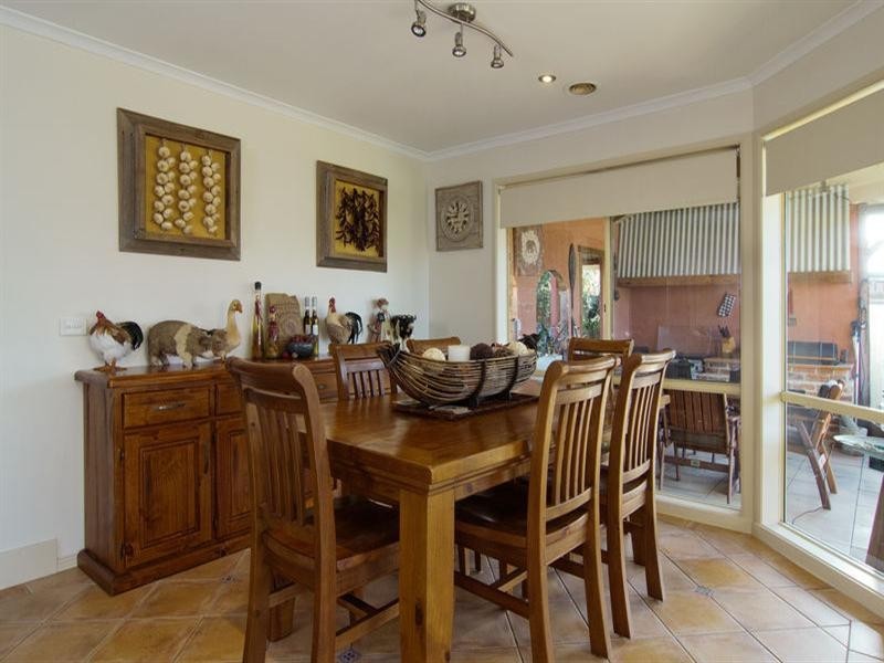 9 Melrose Terrace, Somerville VIC 3912