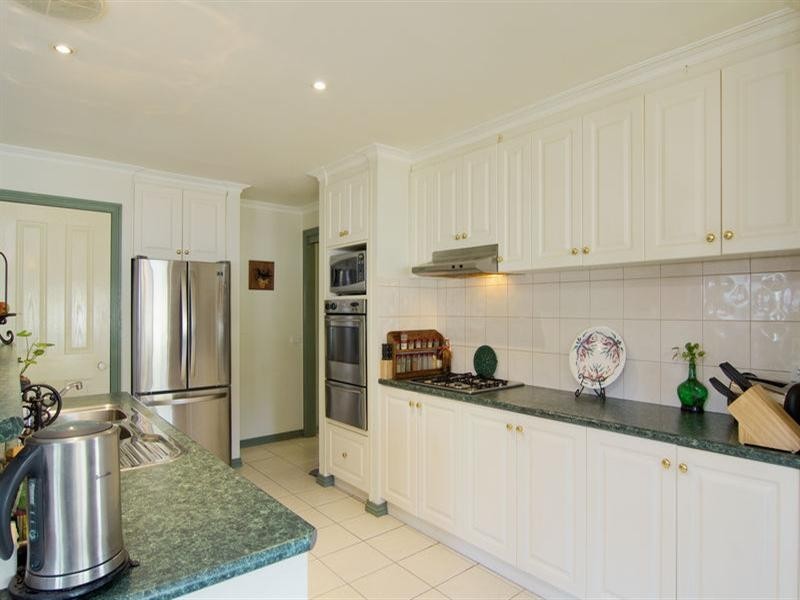 34 Callum Avenue, Somerville VIC 3912