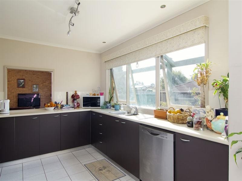 28 Robert Street, Somerville VIC 3912