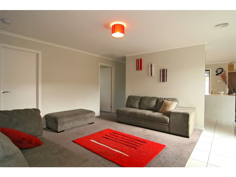 16 Dominic Mews, Somerville VIC 3912