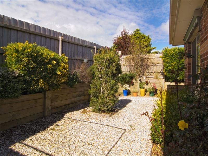 3/21 Raymond Street, Somerville VIC 3912