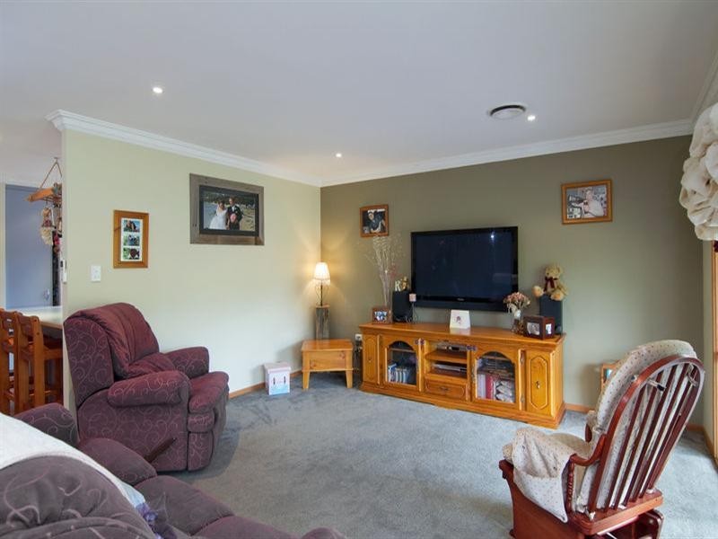 6 The Close, Somerville VIC 3912