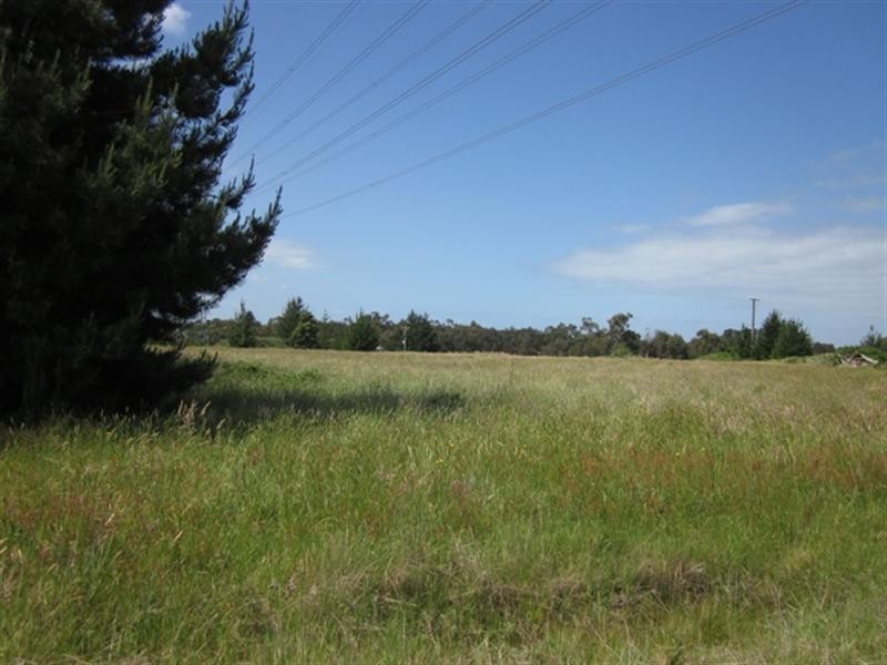 24 and 26 Thornells Road, Tyabb VIC 3913