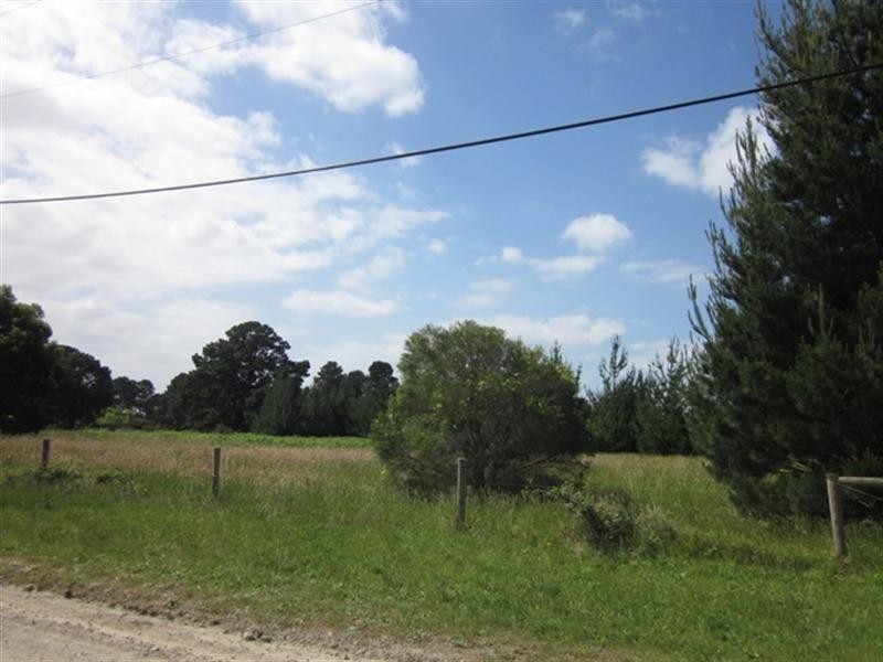 24 and 26 Thornells Road, Tyabb VIC 3913