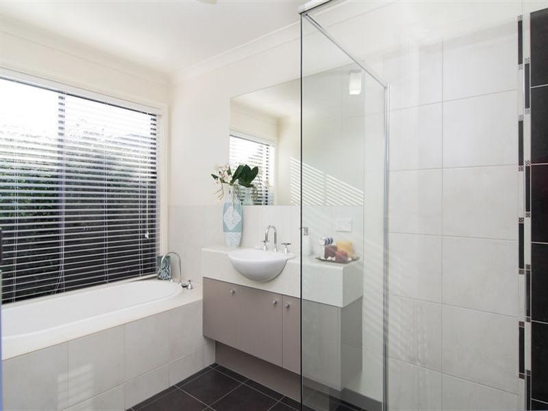 14 Windrest Place, Hastings VIC 3915