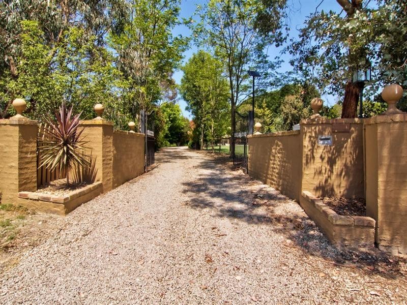 7 The Knoll, Somerville VIC 3912