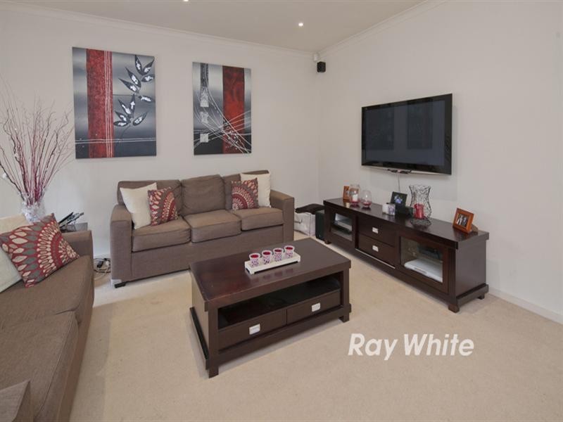 12 Petalnina Close, Somerville VIC 3912