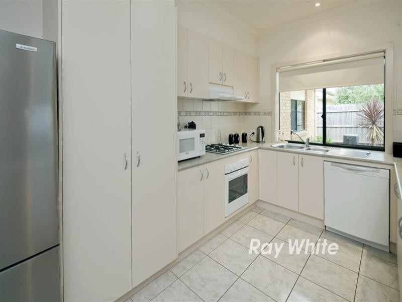 12 Petalnina Close, Somerville VIC 3912