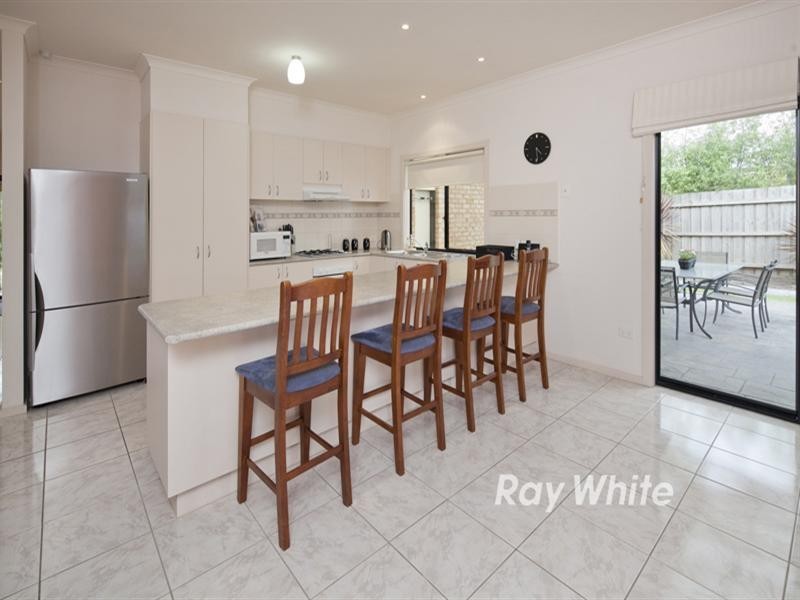 12 Petalnina Close, Somerville VIC 3912