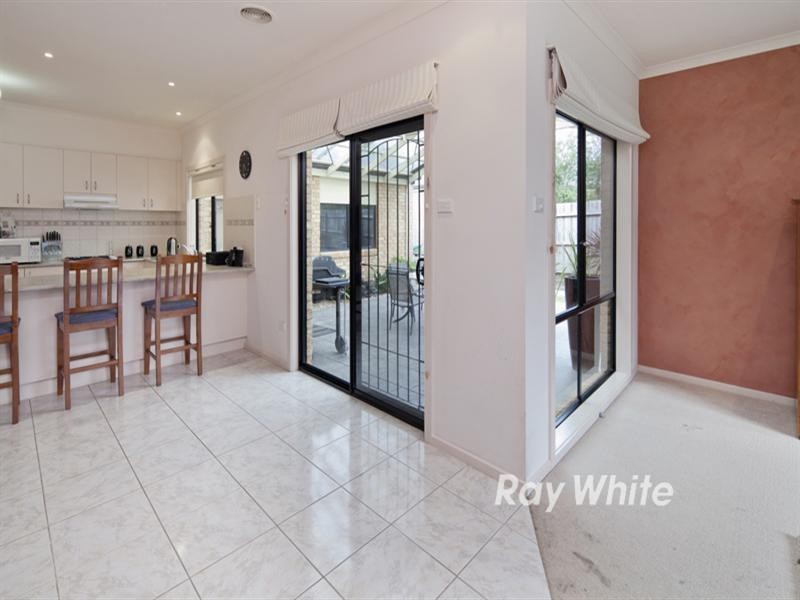 12 Petalnina Close, Somerville VIC 3912