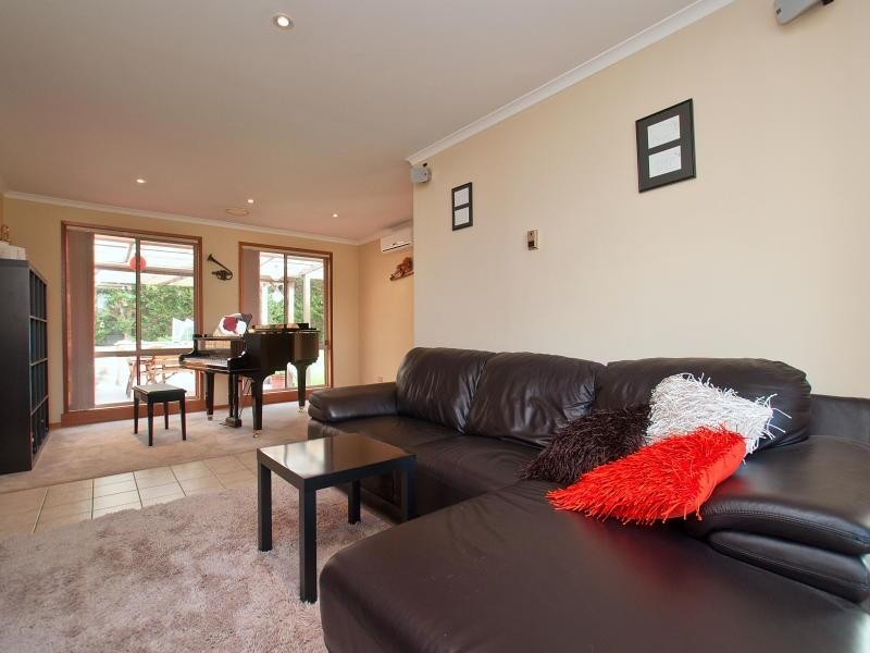 10 Dudley Court, Somerville VIC 3912