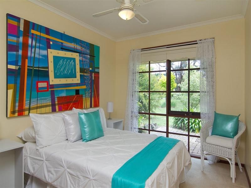 1 Stratford Close, Somerville VIC 3912