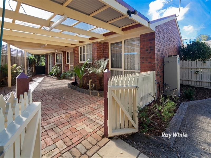 84 Clarendon Drive, Somerville VIC 3912