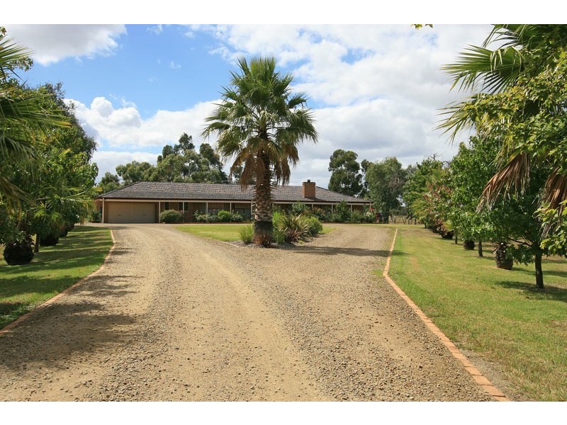 985 Robinsons Road, Pearcedale VIC 3912