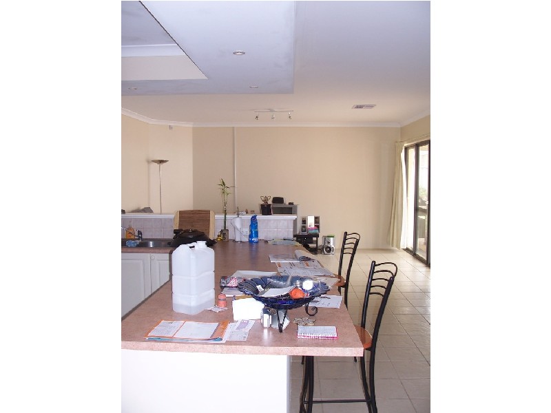 29 Brightlands Circuit, Carramar WA 6031