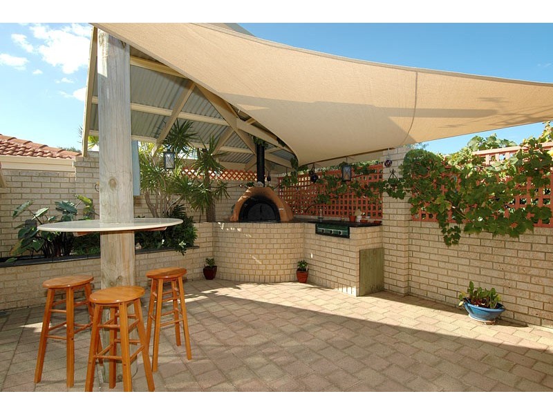 6 SEASIDE Gardens, Mullaloo WA 6027