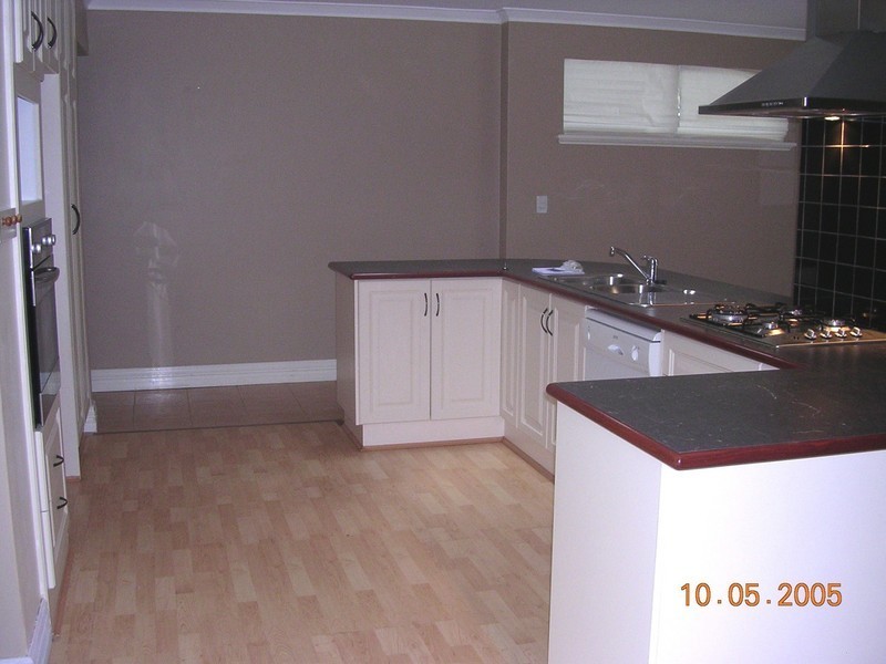 16 Hicks Way, Hillarys WA 6025