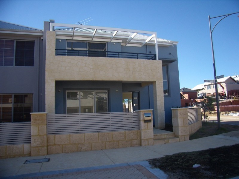 11 Fenian Pass, Hillarys WA 6025