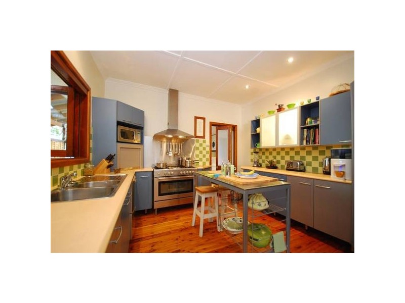 23 Clarendon Street, East Brisbane QLD 4169