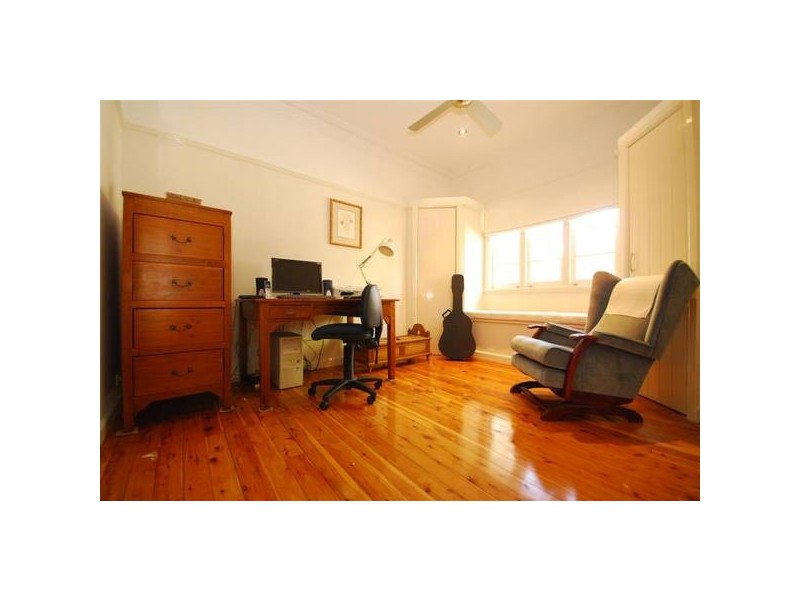 23 Clarendon Street, East Brisbane QLD 4169