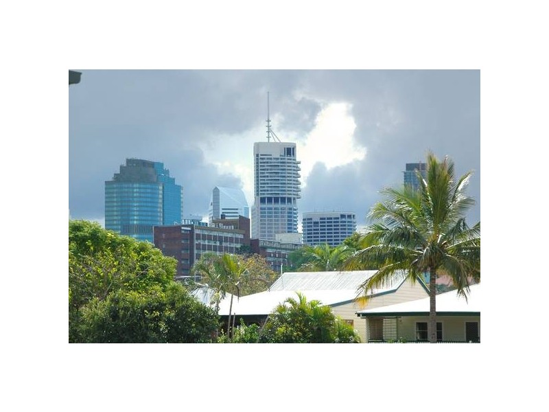 106 Baines Street, Kangaroo Point QLD 4169