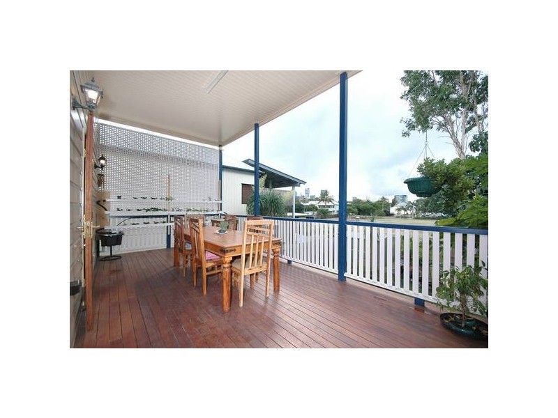 106 Baines Street, Kangaroo Point QLD 4169