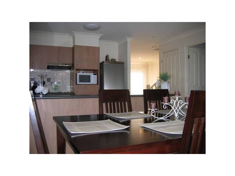 15 Violet Close, Eight Mile Plains QLD 4113