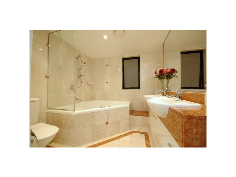 309/36 Macdonald Street, Kangaroo Point QLD 4169