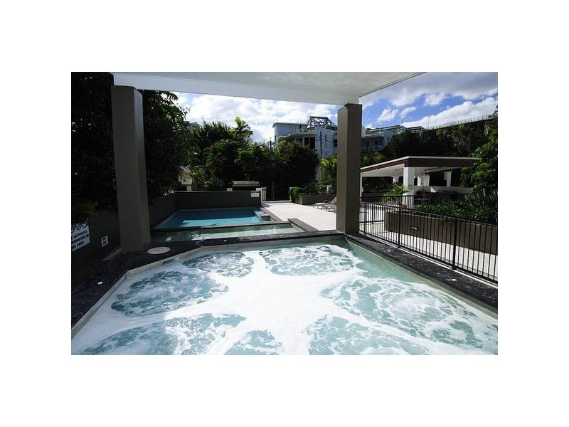 63/54 Mackenzie Street, Kangaroo Point QLD 4169