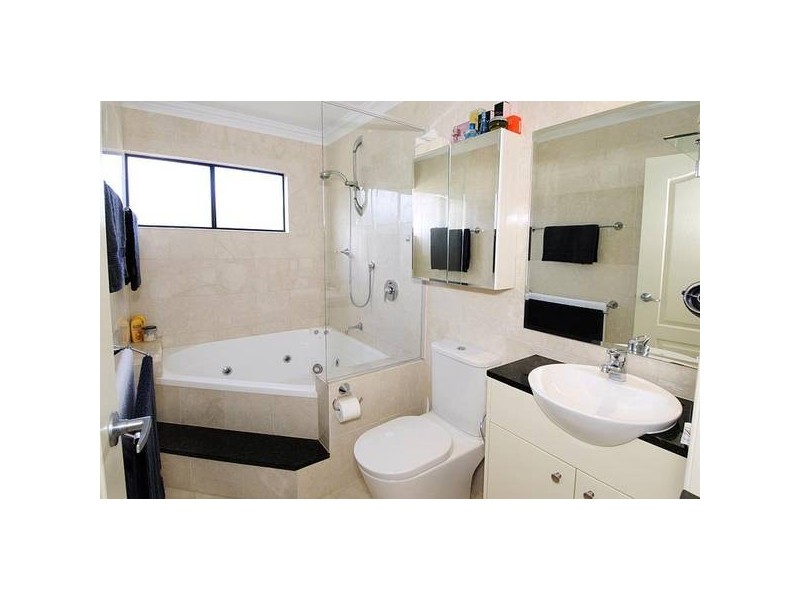 63/54 Mackenzie Street, Kangaroo Point QLD 4169