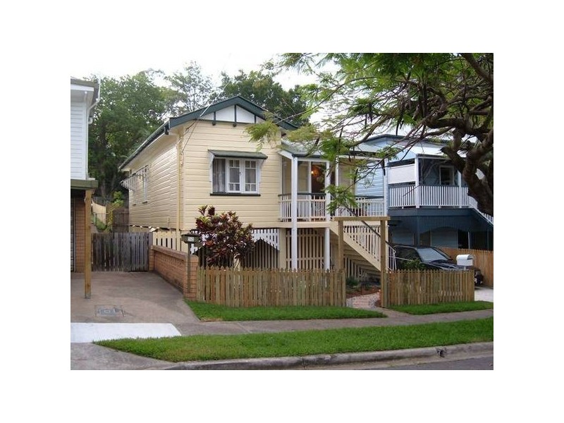 East Brisbane QLD 4169