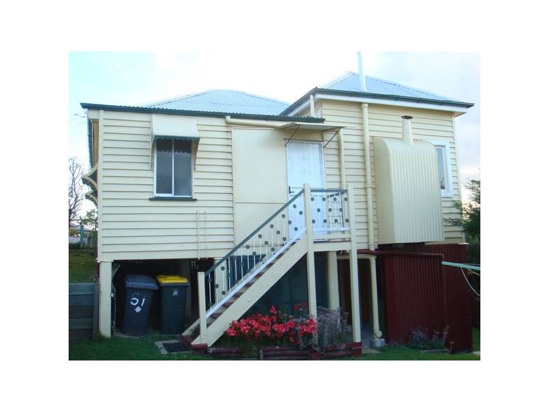 2 Frith Street, Highgate Hill QLD 4101