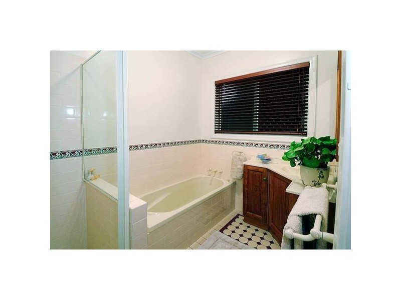 80 Beverley Hill Street, Moorooka QLD 4105
