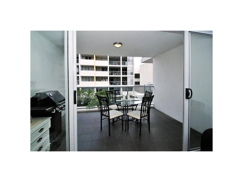 2203/2 Manning Street, South Brisbane QLD 4101