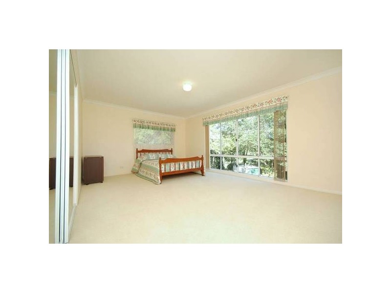 101 Dampier Street, Barellan Point QLD 4306