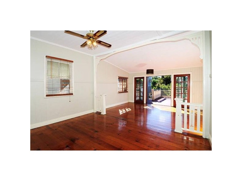 20 Leonard Street, Woolloongabba QLD 4102